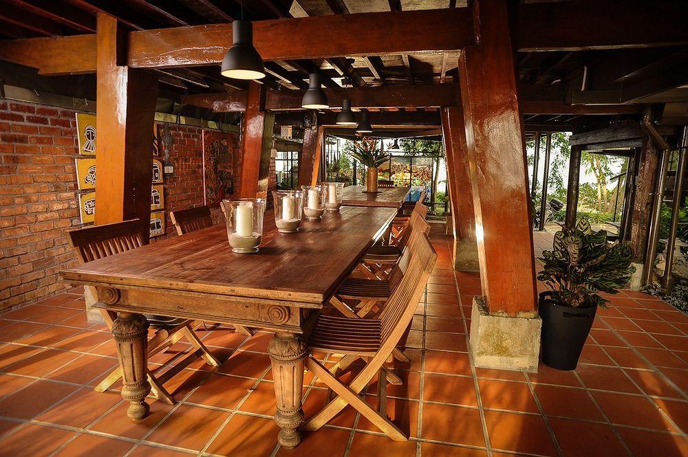 Villa Malihom Private Estate Balik Pulau Esterno foto