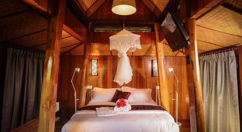 Villa Malihom Private Estate Balik Pulau Esterno foto