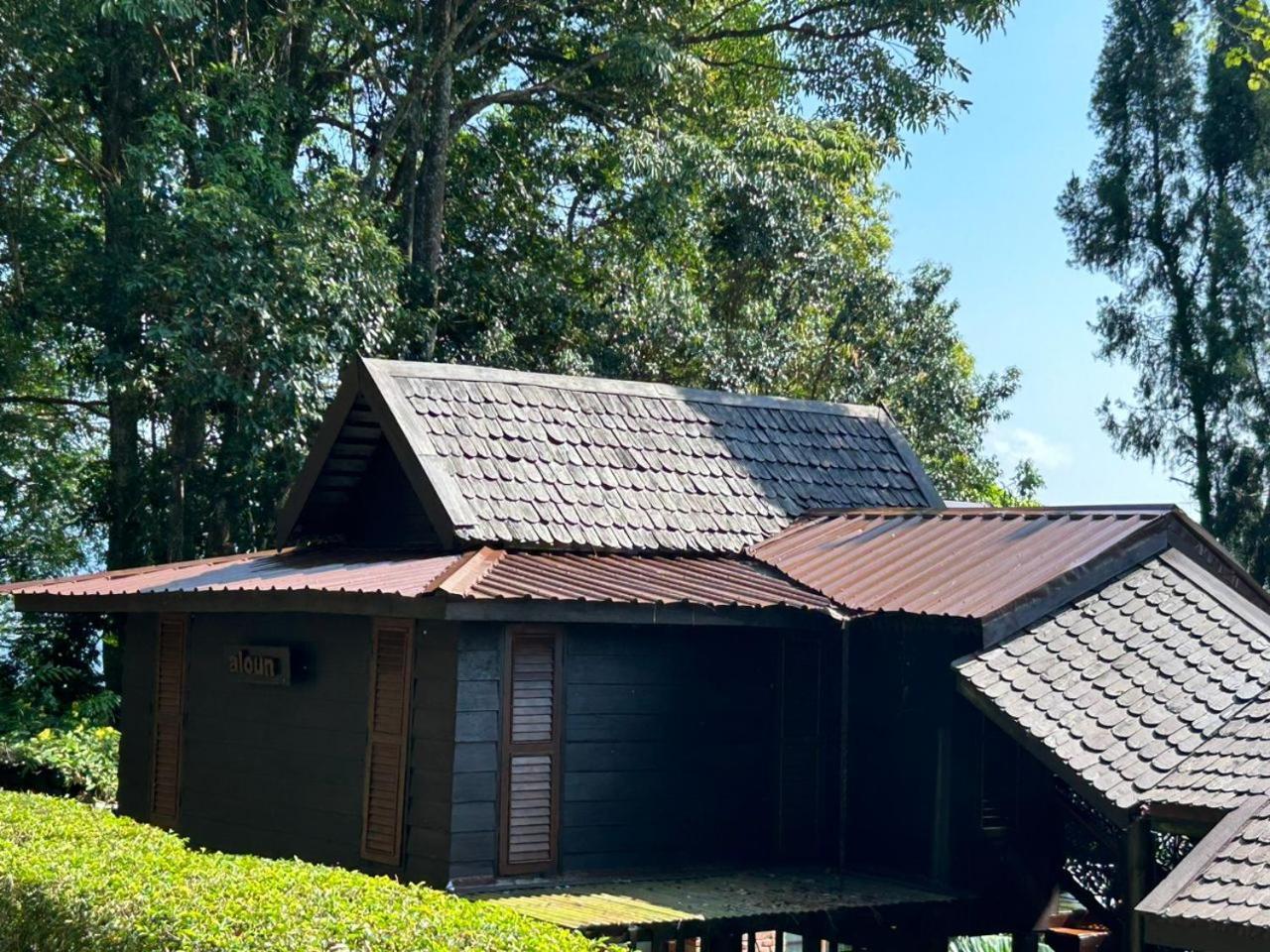 Villa Malihom Private Estate Balik Pulau Esterno foto