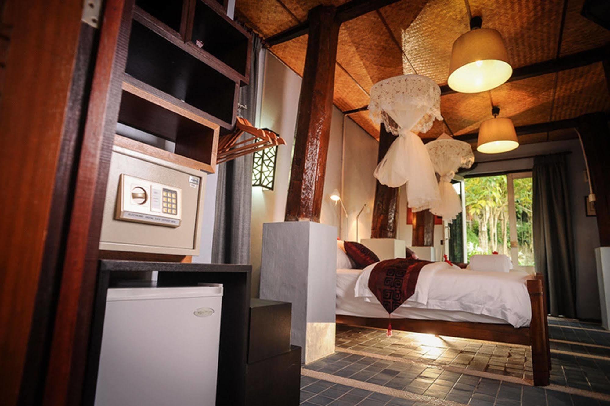 Villa Malihom Private Estate Balik Pulau Esterno foto