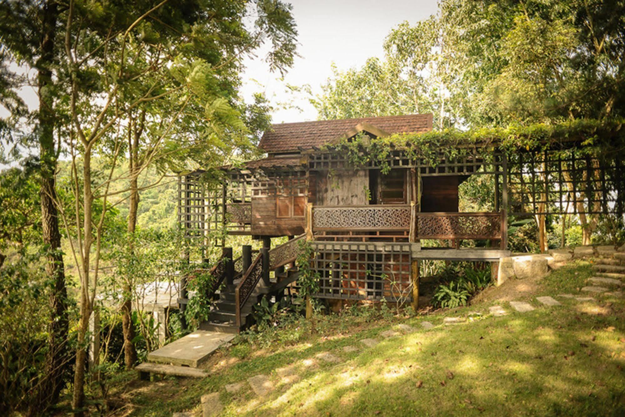 Villa Malihom Private Estate Balik Pulau Esterno foto