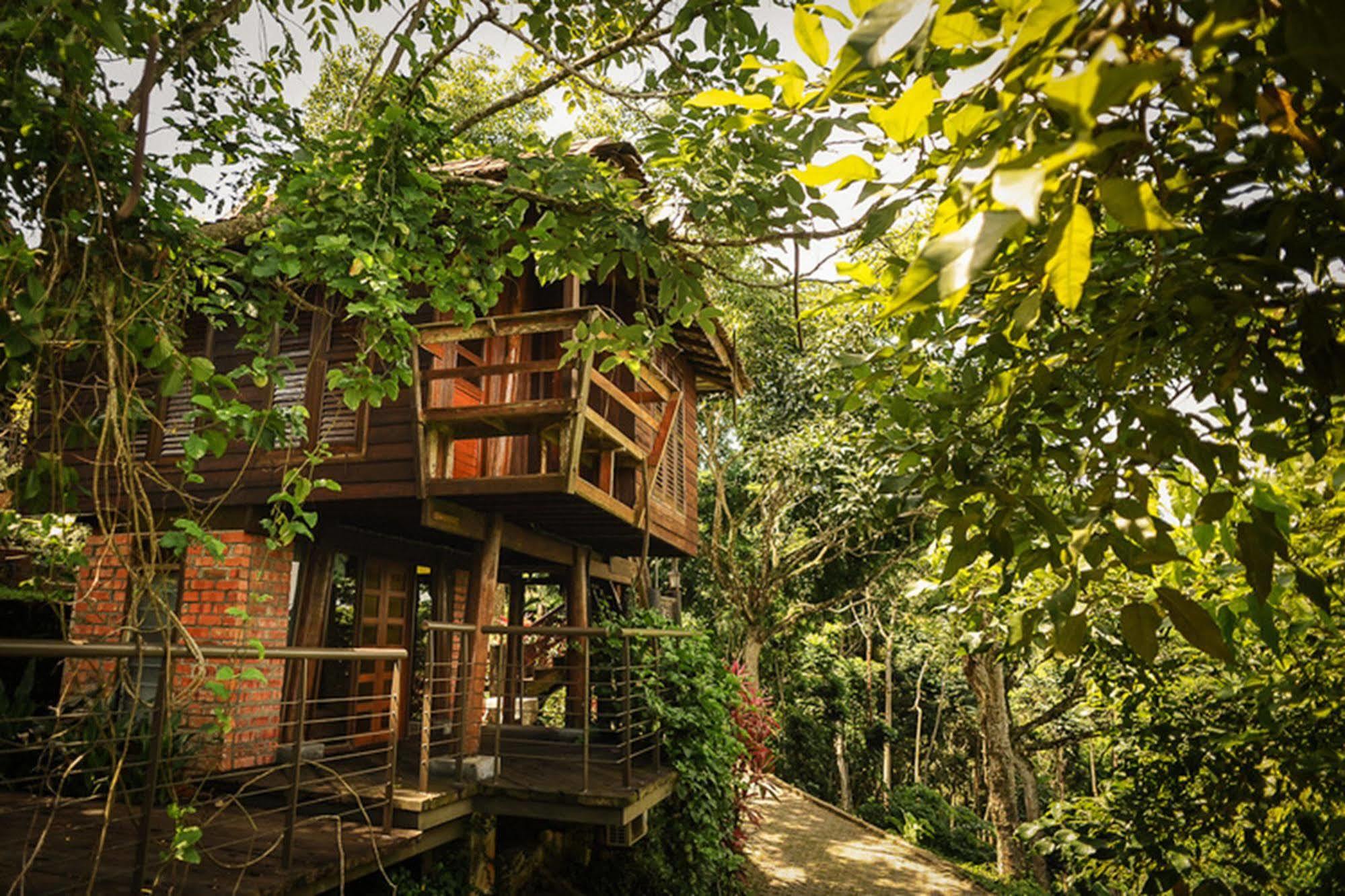 Villa Malihom Private Estate Balik Pulau Esterno foto