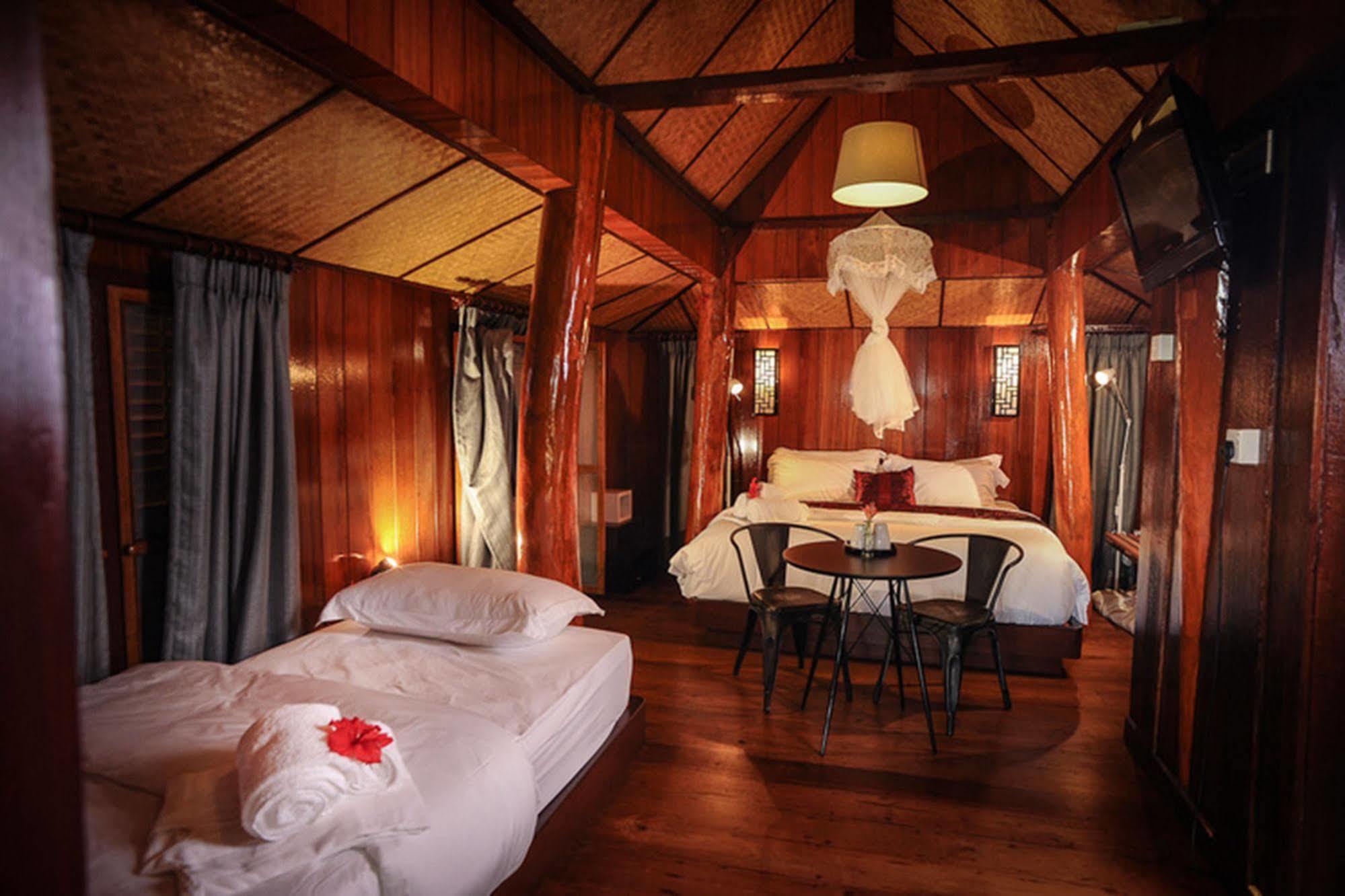 Villa Malihom Private Estate Balik Pulau Esterno foto